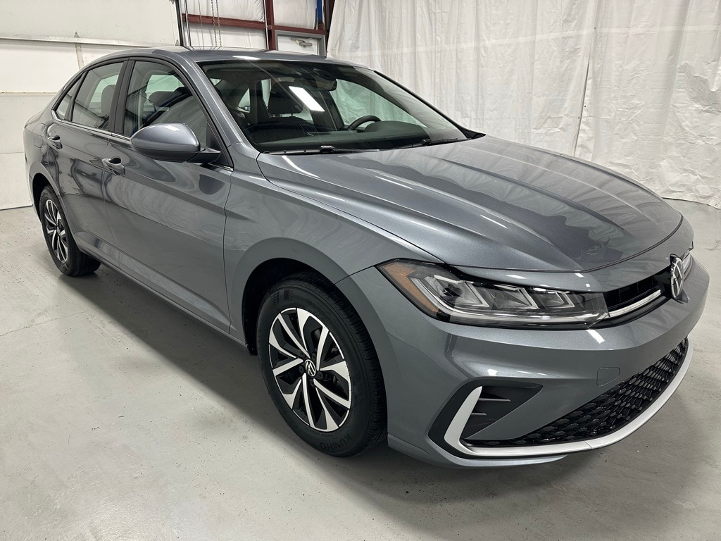 Used 2025 Volkswagen Jetta 1.5T S Sedan