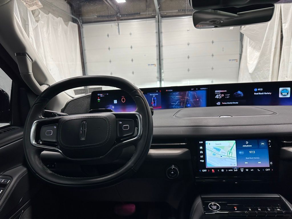 2025 Lincoln Navigator Reserve - Photo 17