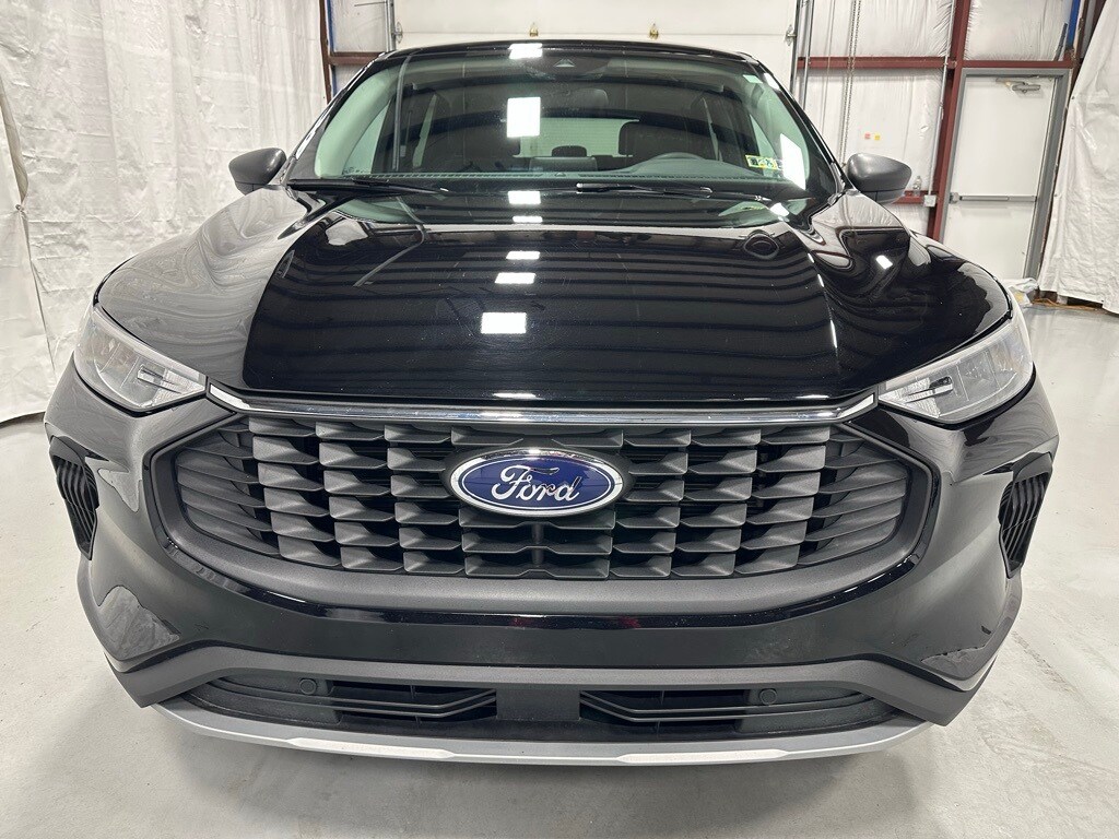 2025 Ford Escape Active photo 2