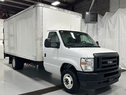 2024 Ford E-350 Cutaway Base Truck 942022