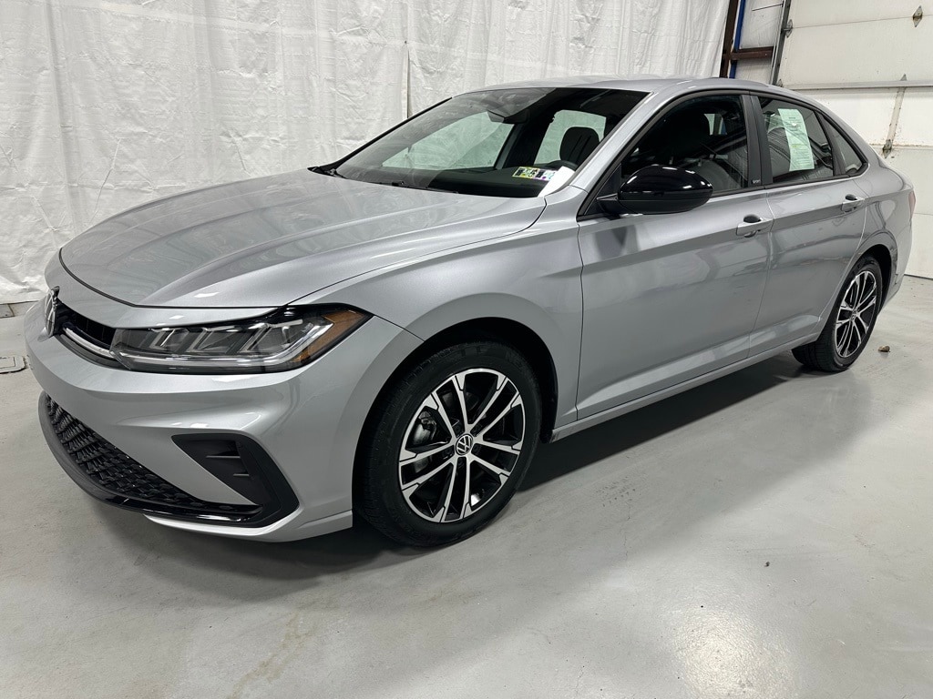 Used 2025 Volkswagen Jetta 1.5T Sport Sedan