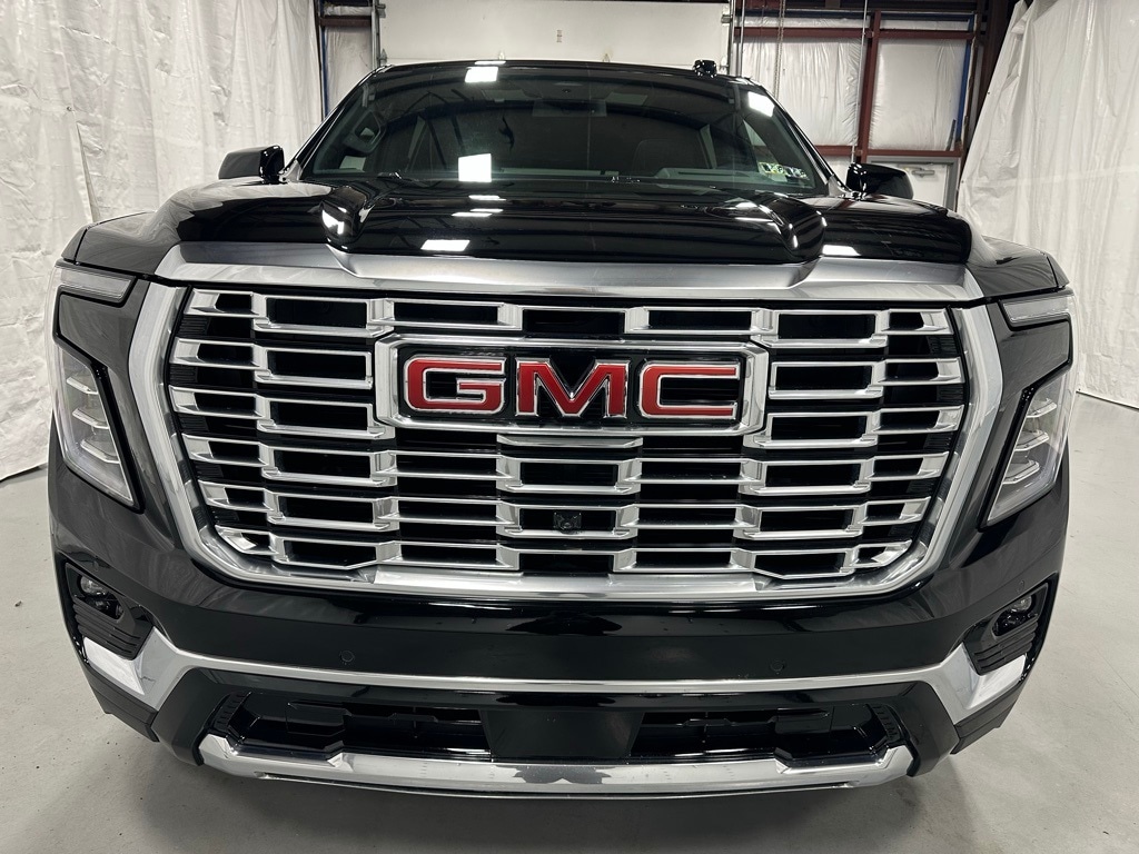 Used 2025 GMC Yukon XL Denali SUV