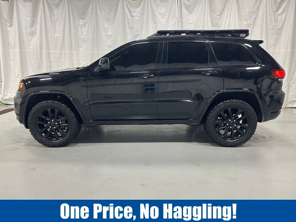 Used 2020 Jeep Grand Cherokee Laredo SUV