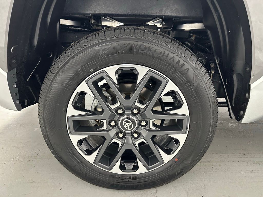 2025 Toyota Tundra Limited - Photo 65