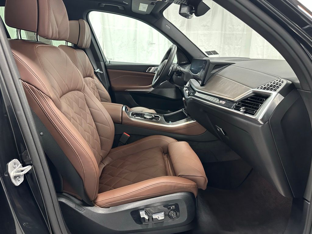 2026 BMW X5 50e - Photo 60