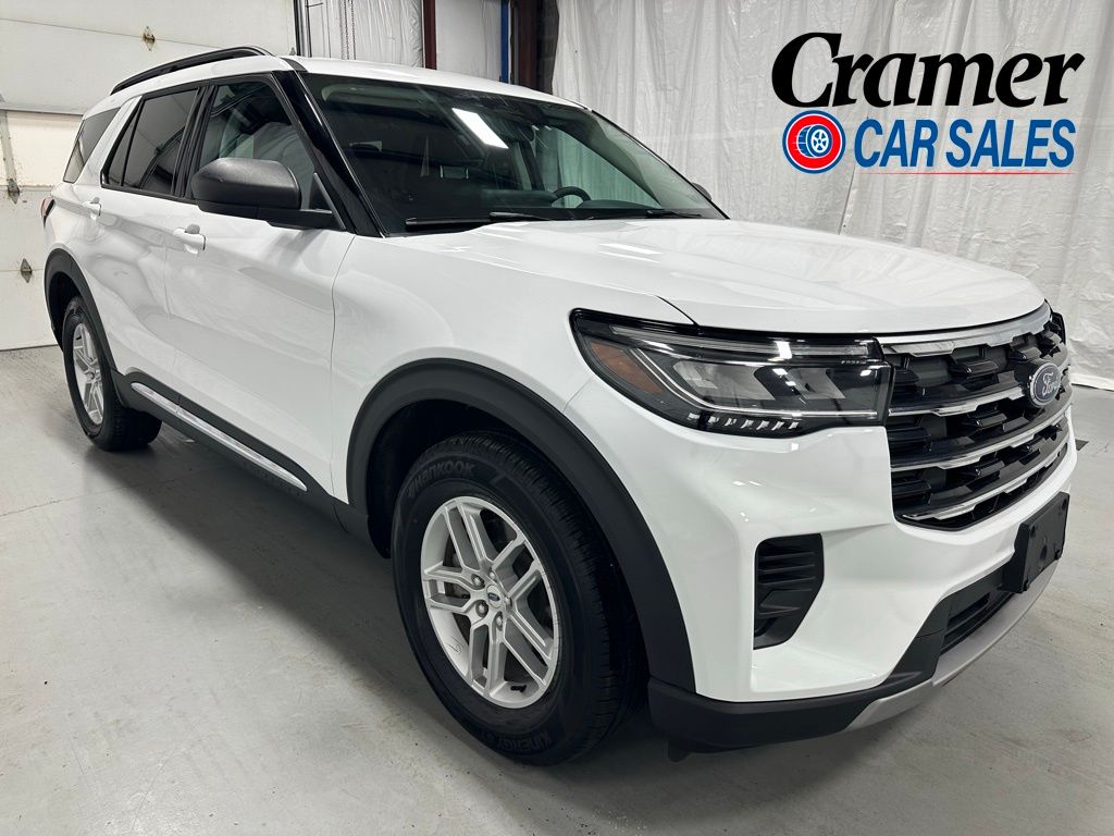 2025 Ford Explorer Active 4WD (PL535)'s photo