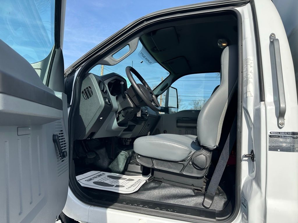 2024 Ford F-650 - Photo 10