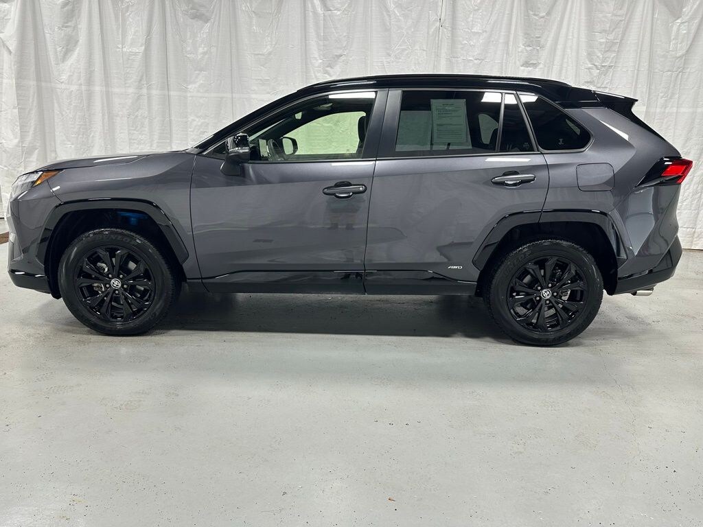 Used 2025 Toyota RAV4 Hybrid XSE SUV