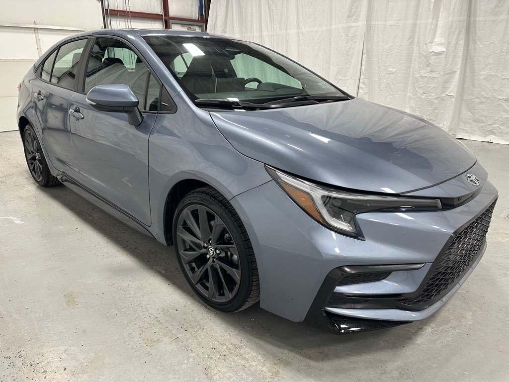 2025 Toyota Corolla XSE's photo