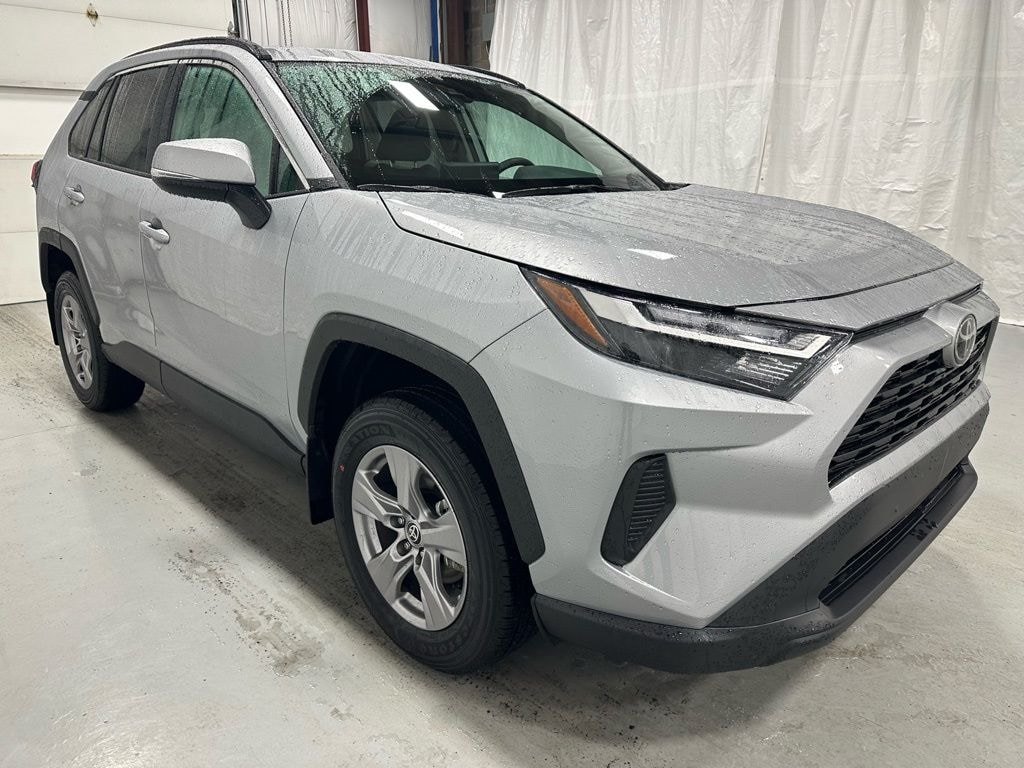 Used 2025 Toyota RAV4 XLE SUV