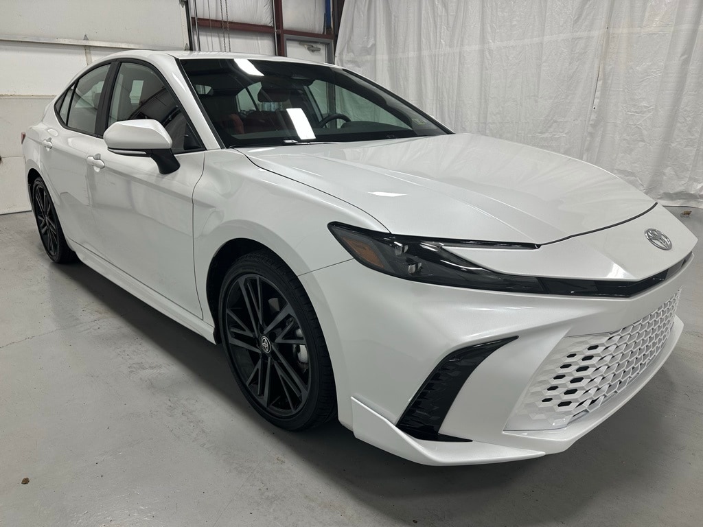 Used 2025 Toyota Camry XSE Sedan