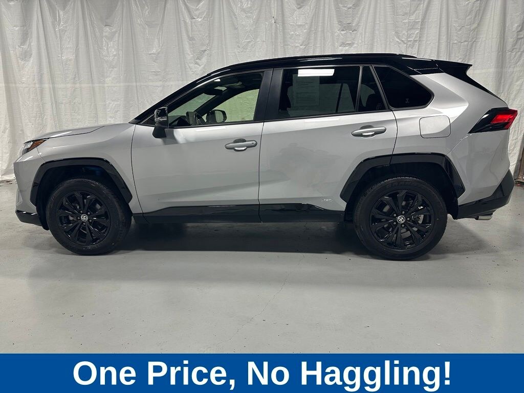 Used 2025 Toyota RAV4 Hybrid XSE SUV