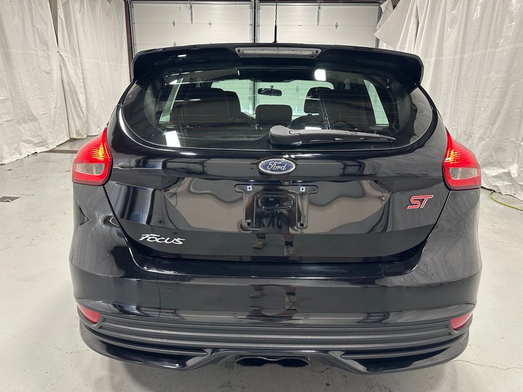 2018 Ford Focus ST - Photo 6