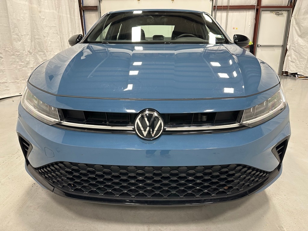 Used 2025 Volkswagen Jetta 1.5T Sport Sedan