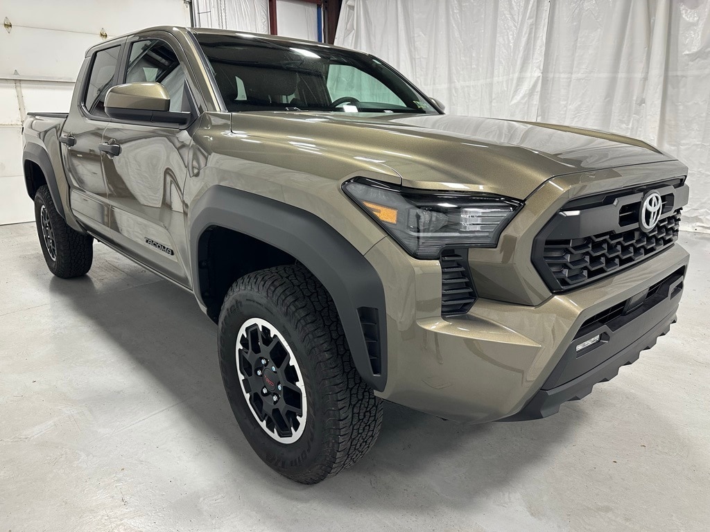 2025 Toyota Tacoma TRD Off Road's photo