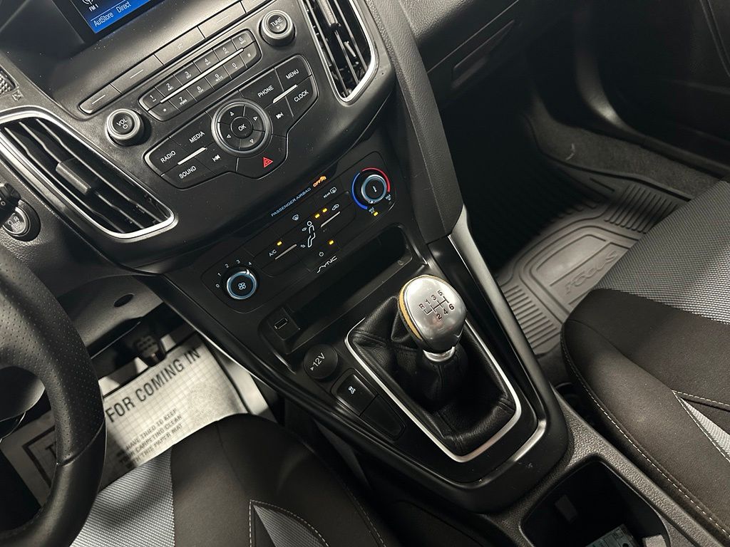 2018 Ford Focus ST - Photo 32