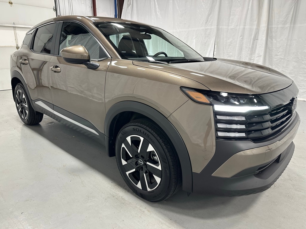 Used 2025 Nissan Kicks SV SUV