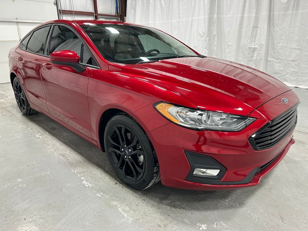 2020 Ford Fusion SE