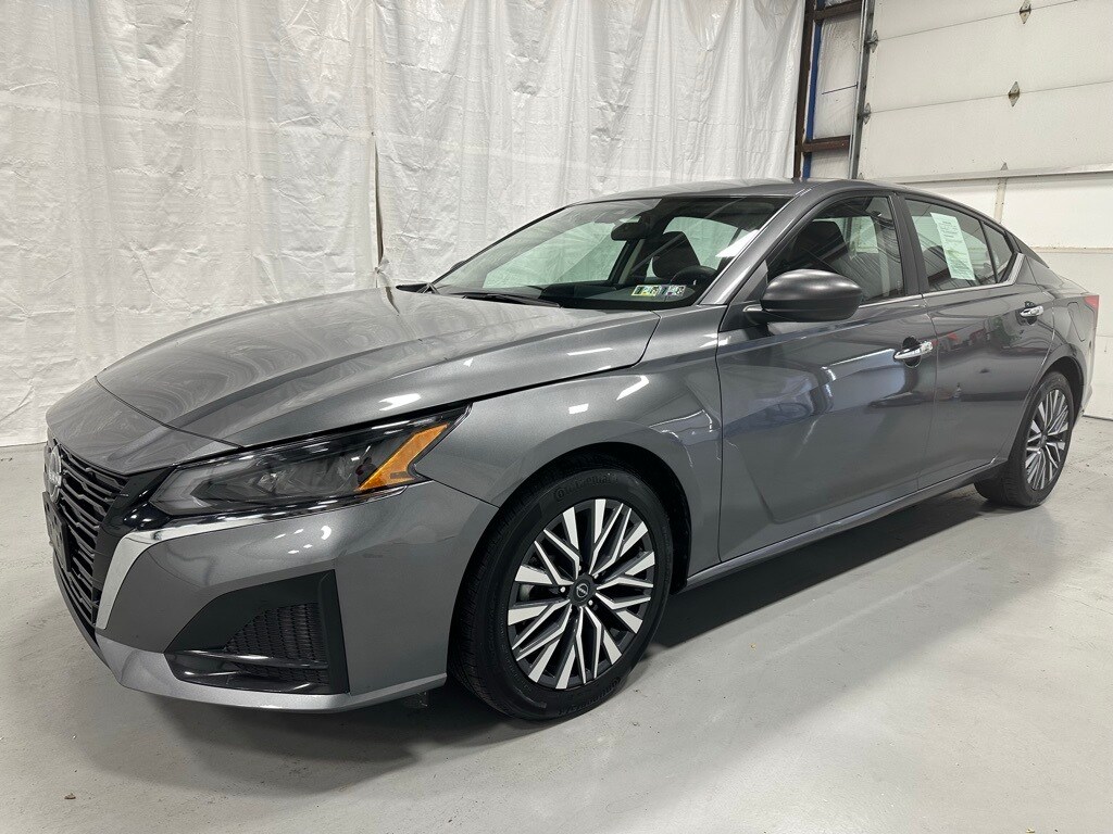 2024 Nissan Altima 2.5 SV photo 3