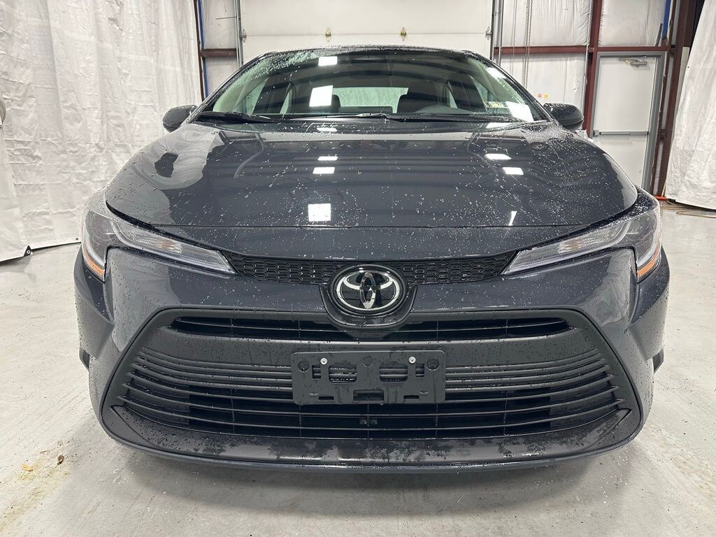 Used 2025 Toyota Corolla LE Sedan