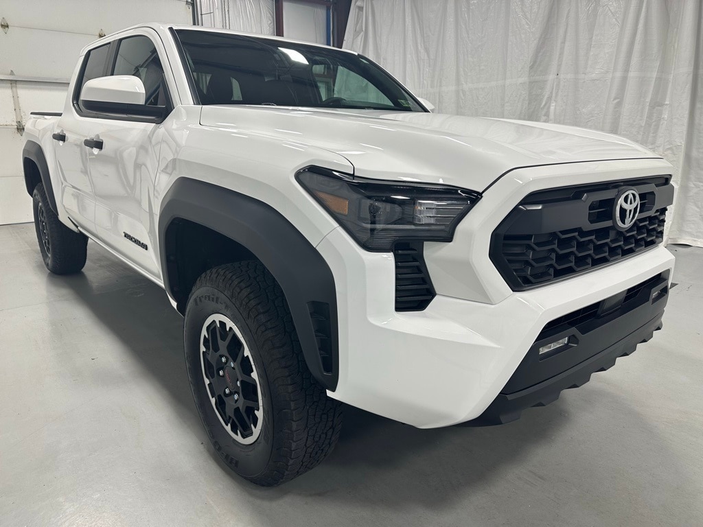 2025 Toyota Tacoma TRD Off Road's photo