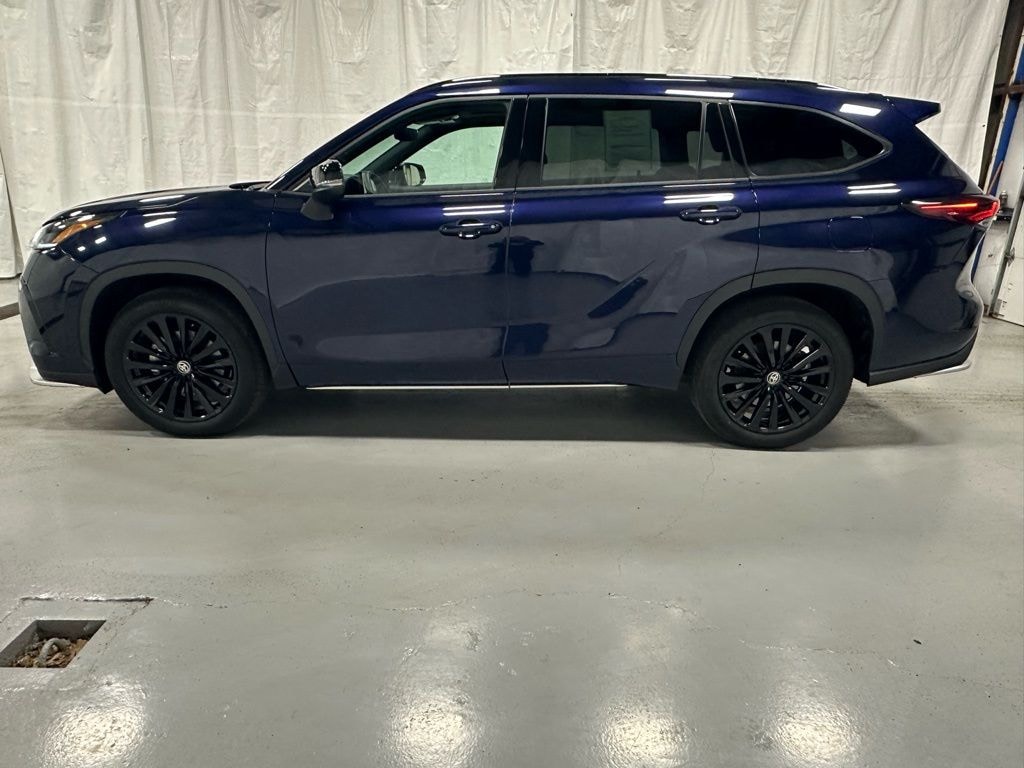 Used 2025 Toyota Highlander XSE SUV