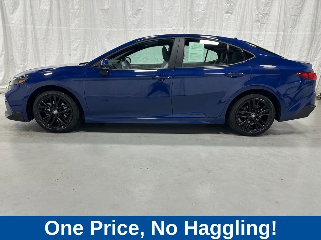 Used 2026 Toyota Camry SE Sedan