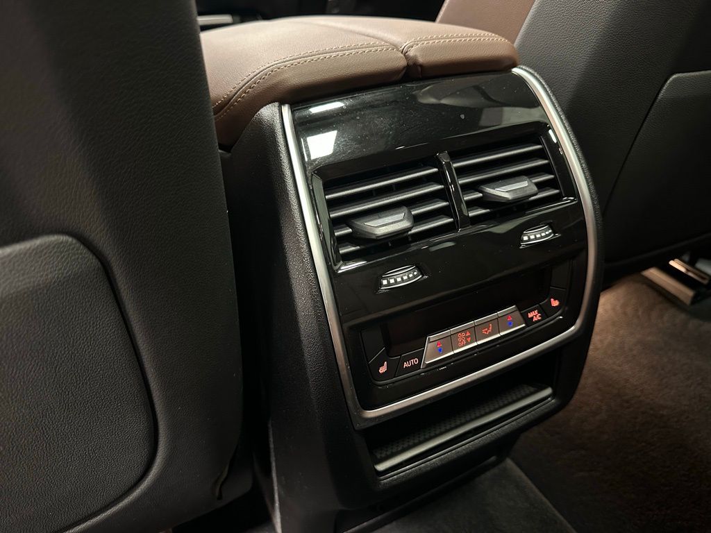 2026 BMW X5 50e - Photo 47