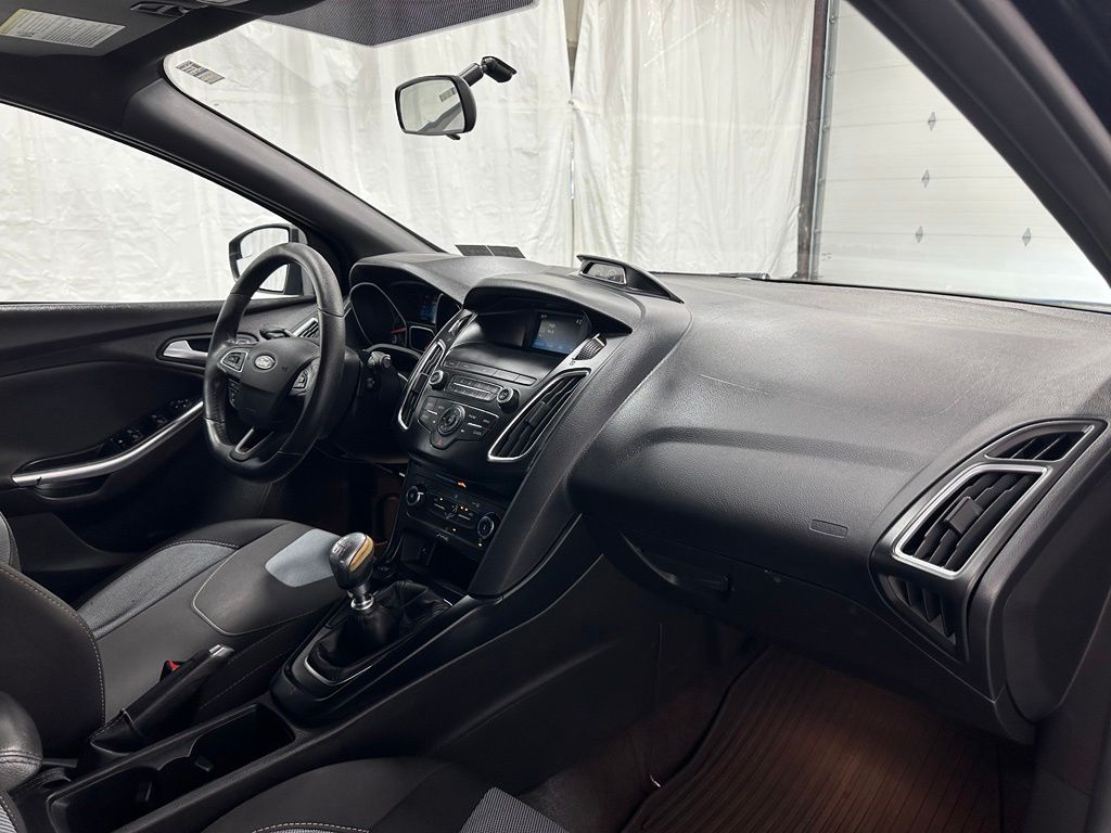2018 Ford Focus ST - Photo 54