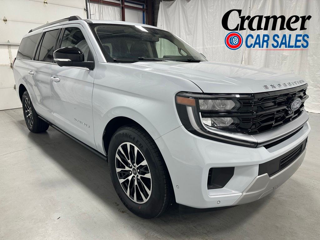 2025 Ford Expedition Platinum MAX 4x4's photo
