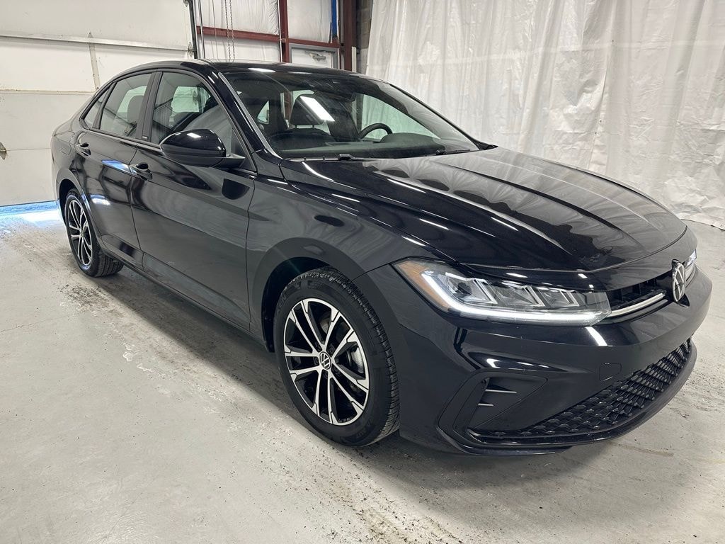 Used 2025 Volkswagen Jetta 1.5T Sport Sedan
