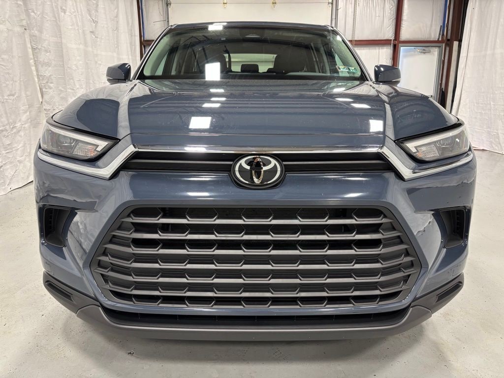 Used 2026 Toyota Grand Highlander LE SUV