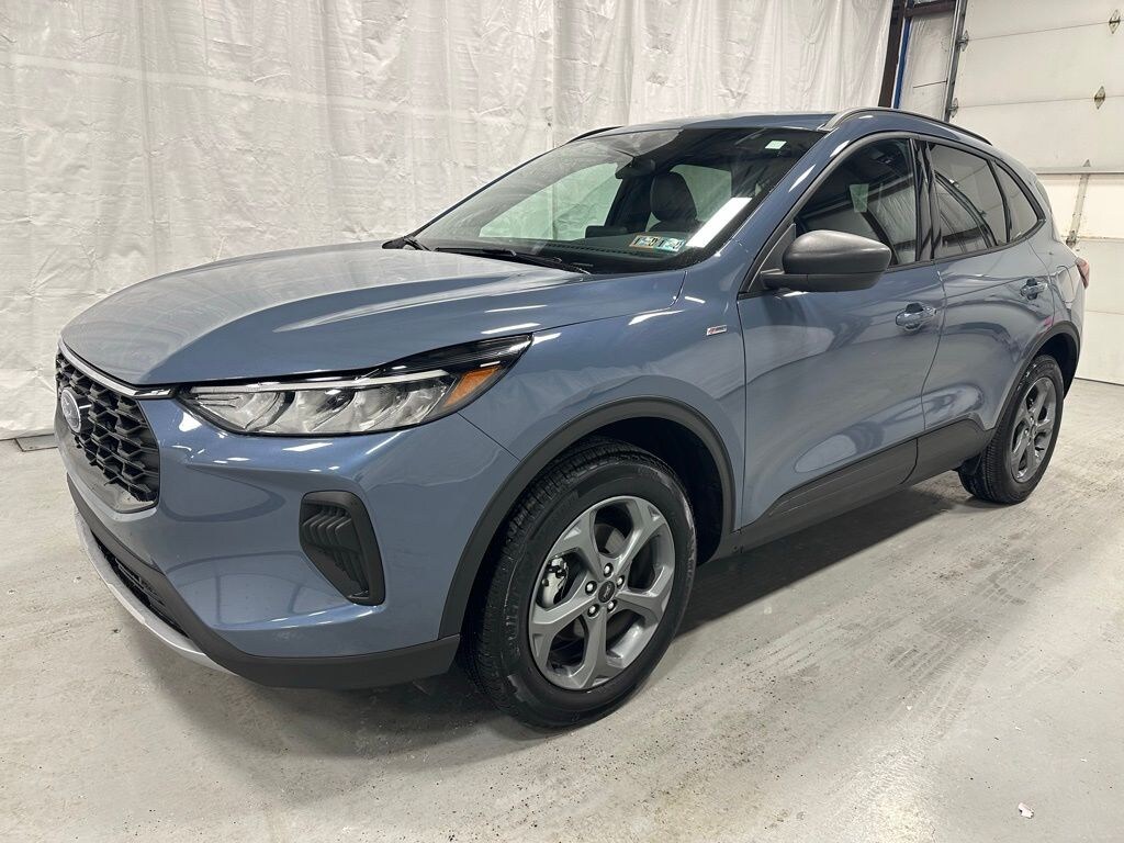 Used 2025 Ford Escape ST-Line SUV