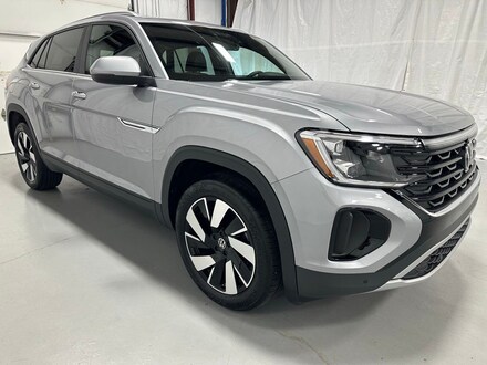 2025 Volkswagen Atlas Cross Sport 2.0T SE w/Technology SUV 555771