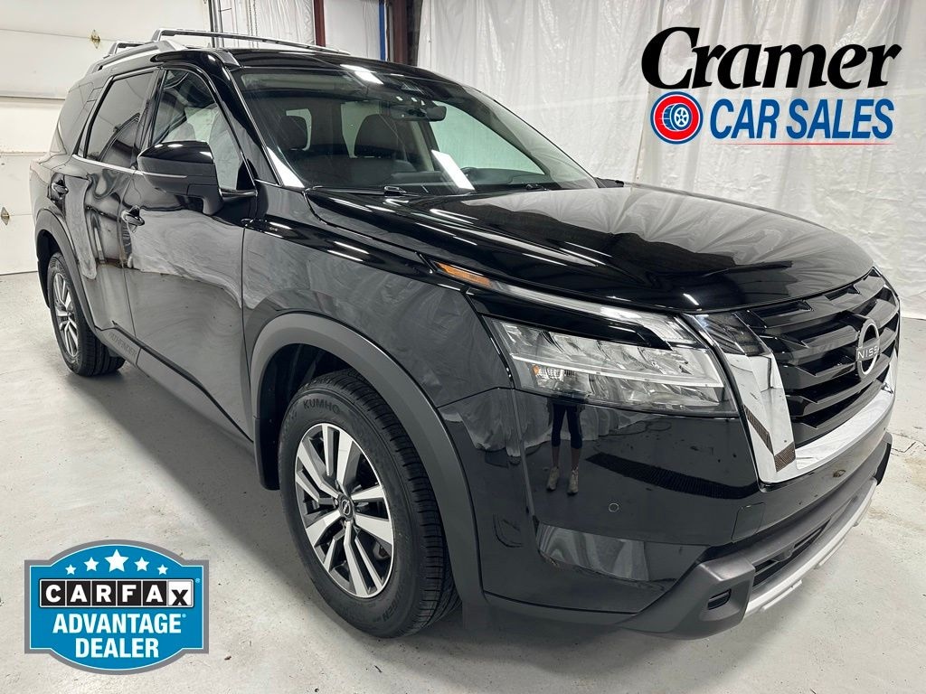 Used 2024 Nissan Pathfinder SL SUV