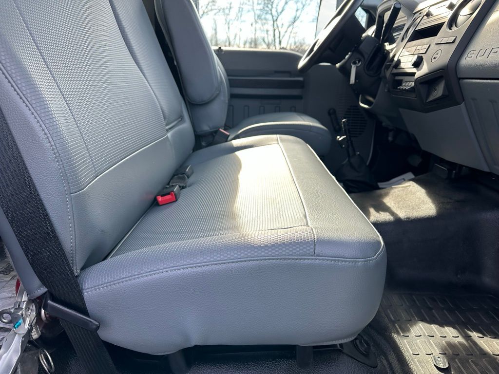 2024 Ford F-650 - Photo 37
