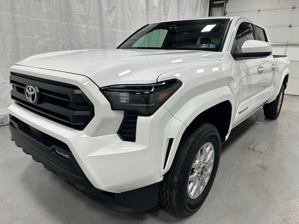 Used 2025 Toyota Tacoma SR5 Truck Double Cab