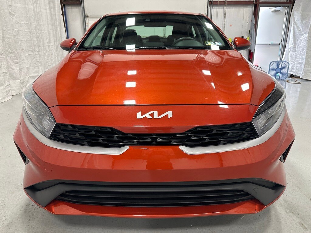 2024 Kia Forte LXS photo 2