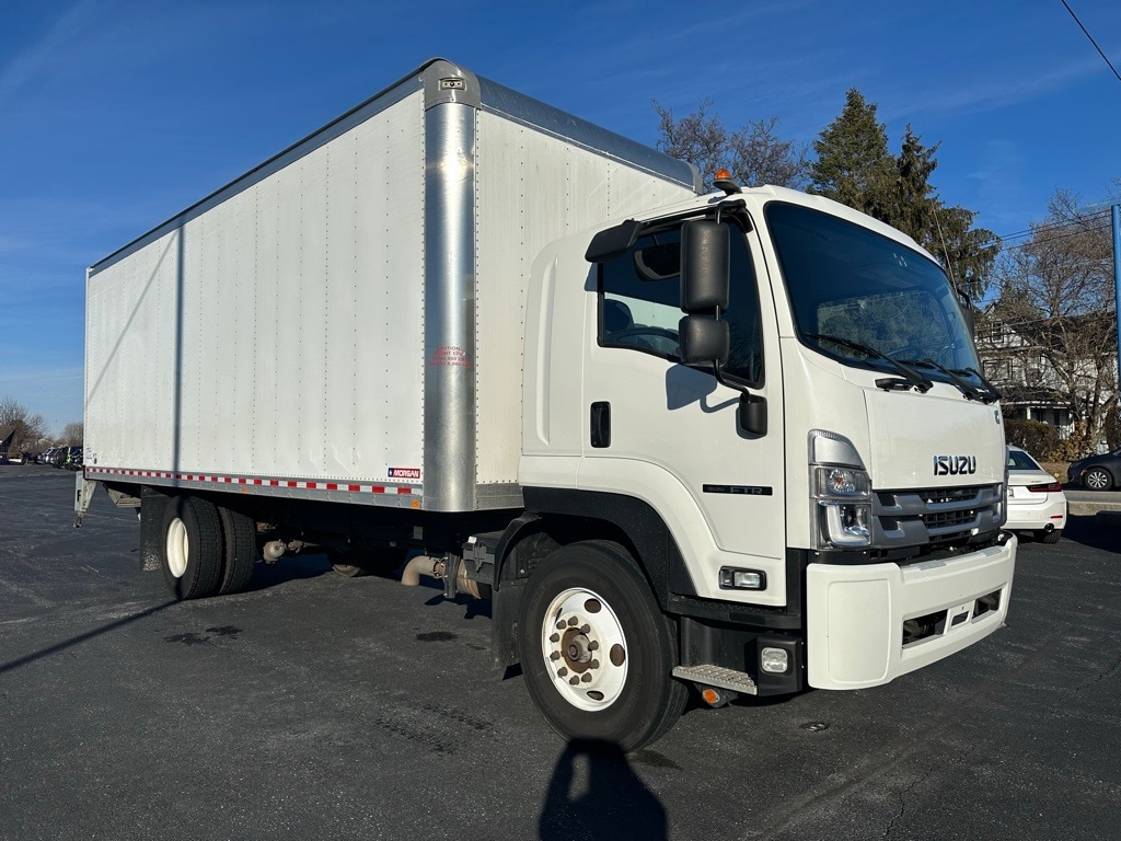 2023 Isuzu FTR's photo