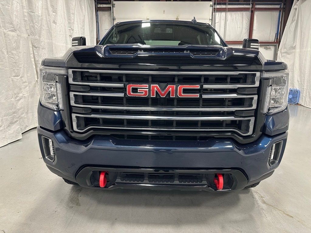 Used 2022 GMC Sierra 2500HD AT4 Truck Crew Cab