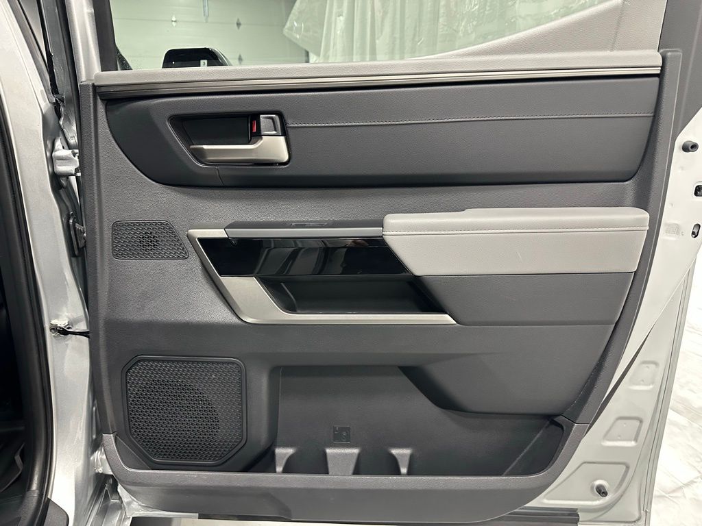 2025 Toyota Tundra Limited - Photo 50
