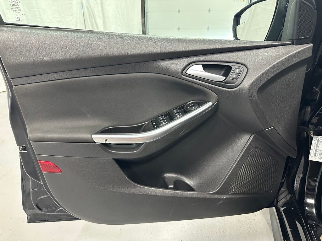 2018 Ford Focus ST - Photo 8
