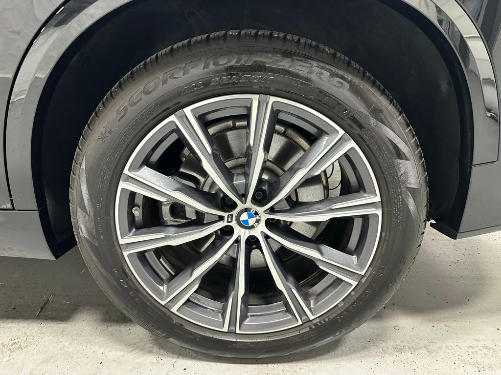 2026 BMW X5 50e - Photo 64
