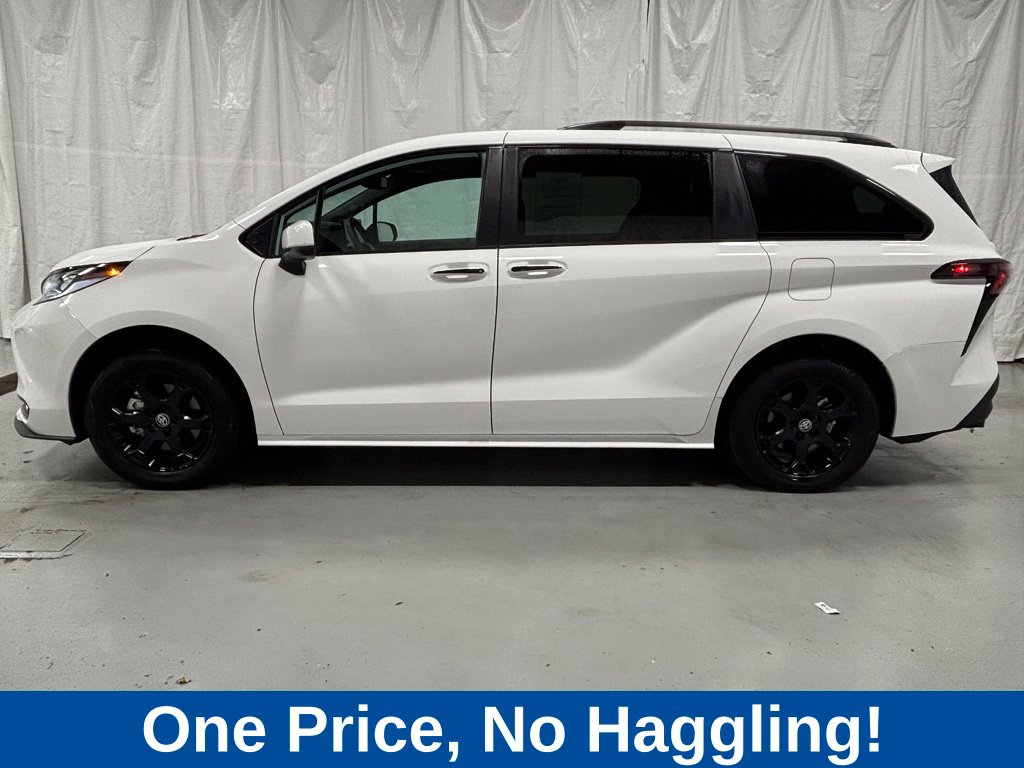 Used 2026 Toyota Sienna Woodland Edition Van Passenger Van