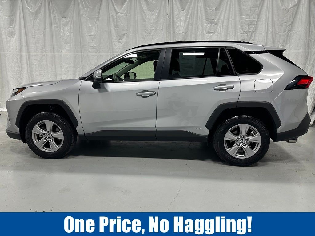 Used 2025 Toyota RAV4 Hybrid XLE SUV