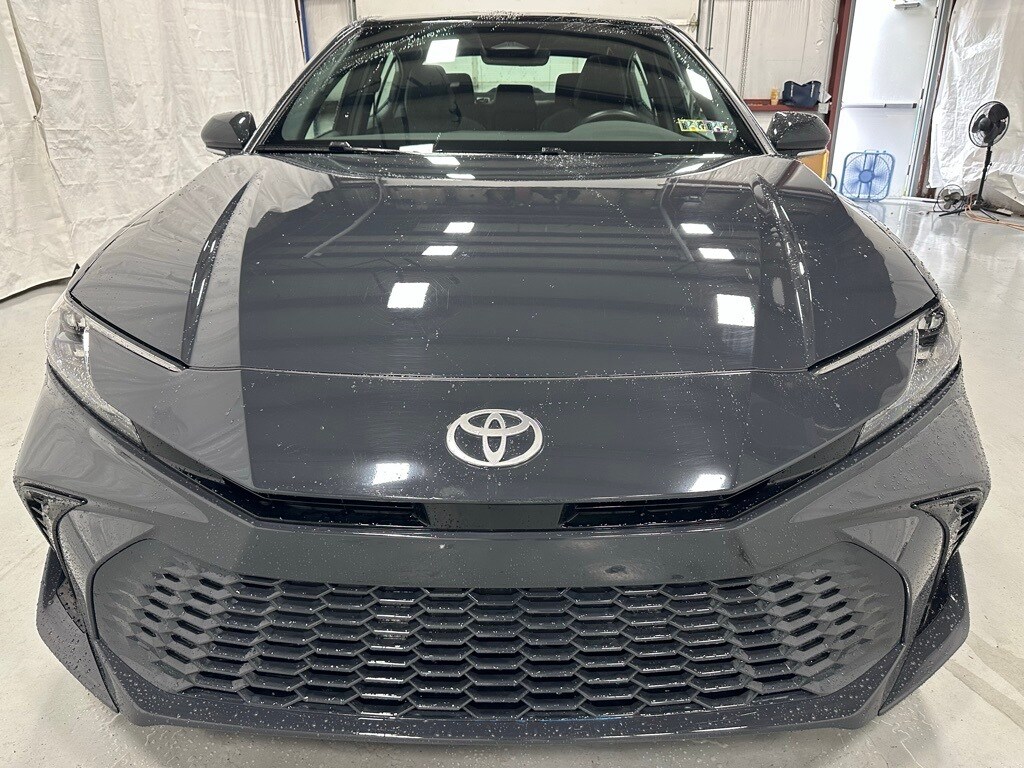 2025 Toyota Camry XSE photo 2