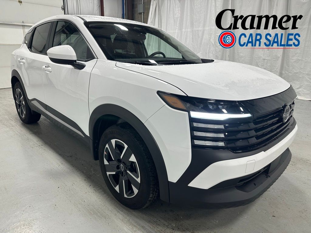 2025 Nissan Kicks 2.0 SV AWD's photo