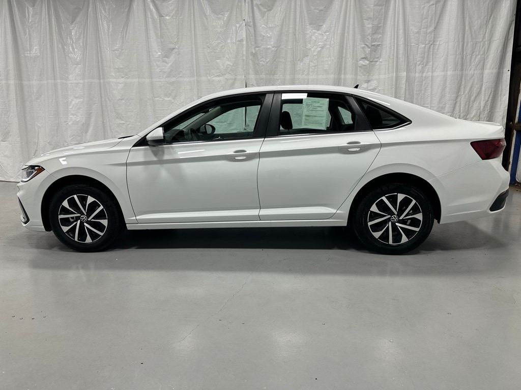 Used 2025 Volkswagen Jetta 1.5T S Sedan