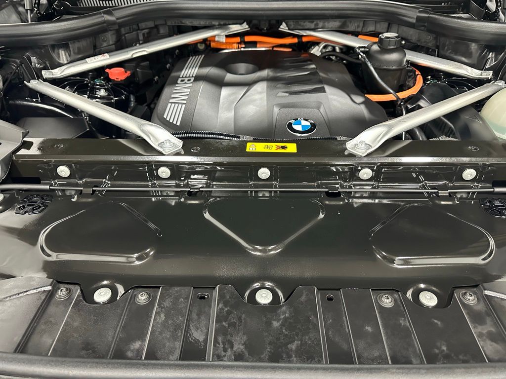 2026 BMW X5 50e - Photo 67