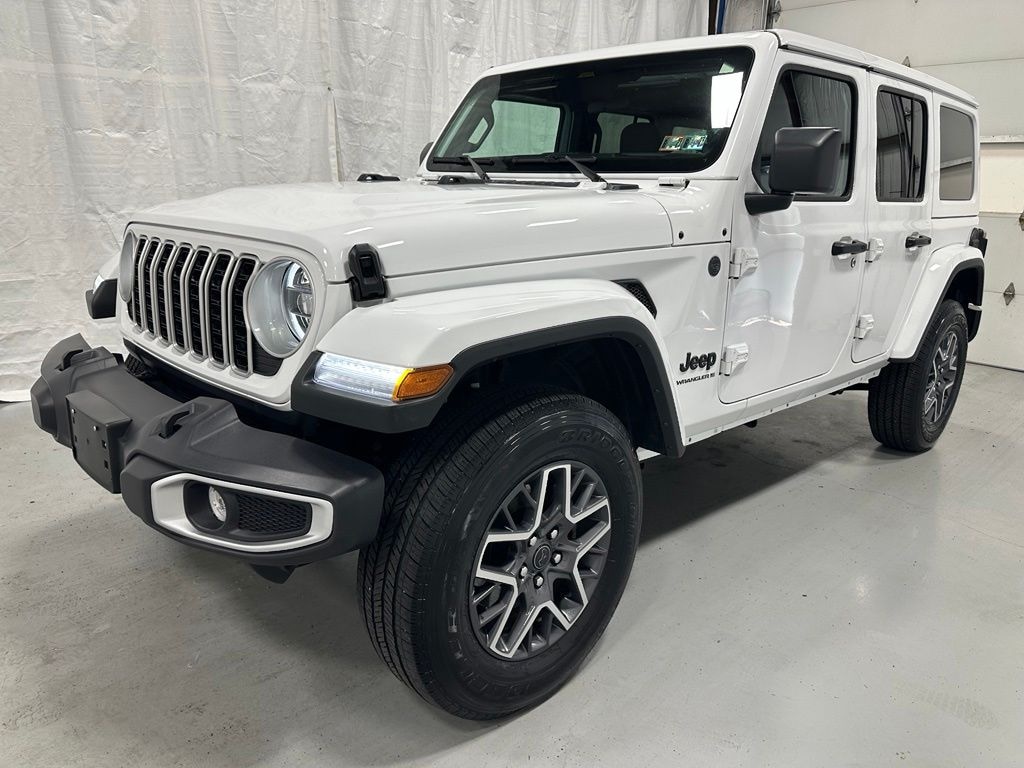 Used 2025 Jeep Wrangler Sahara SUV